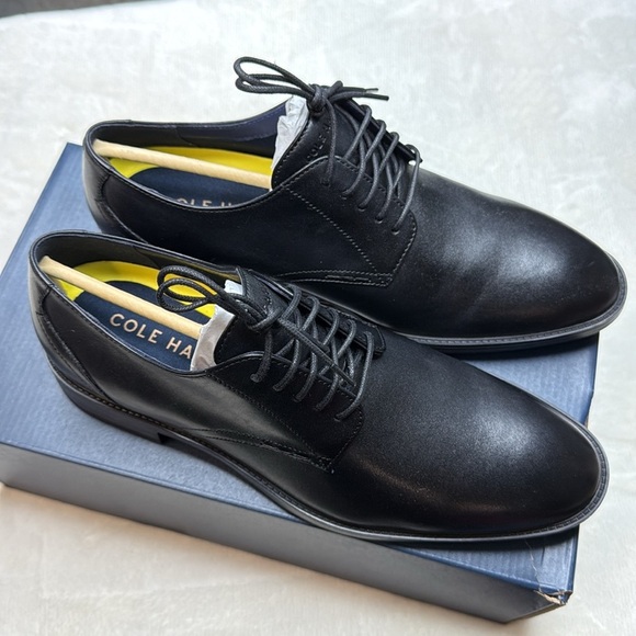 Cole Haan Men’s Black Leather Hawthorne Plain Oxford Shoes- Size 8 main image 12